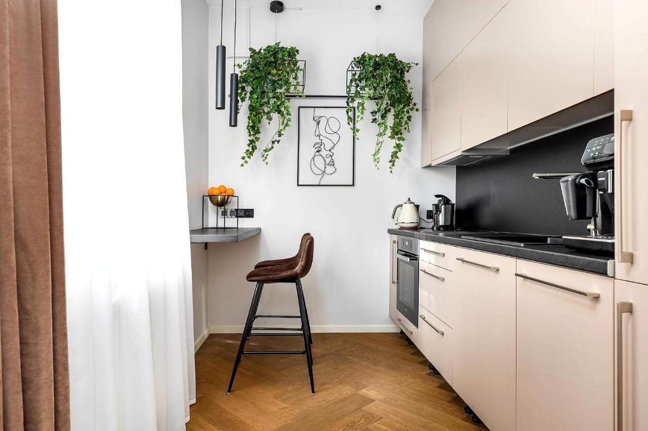 וילנה Old Town Apartment L Self Check In מראה חיצוני תמונה